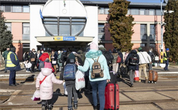 Az idegenrendészet megnövelt létszámmal segíti a menekülőket